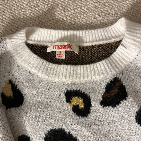 Small oversized soft Mazik sweater - Picture 3 of 5